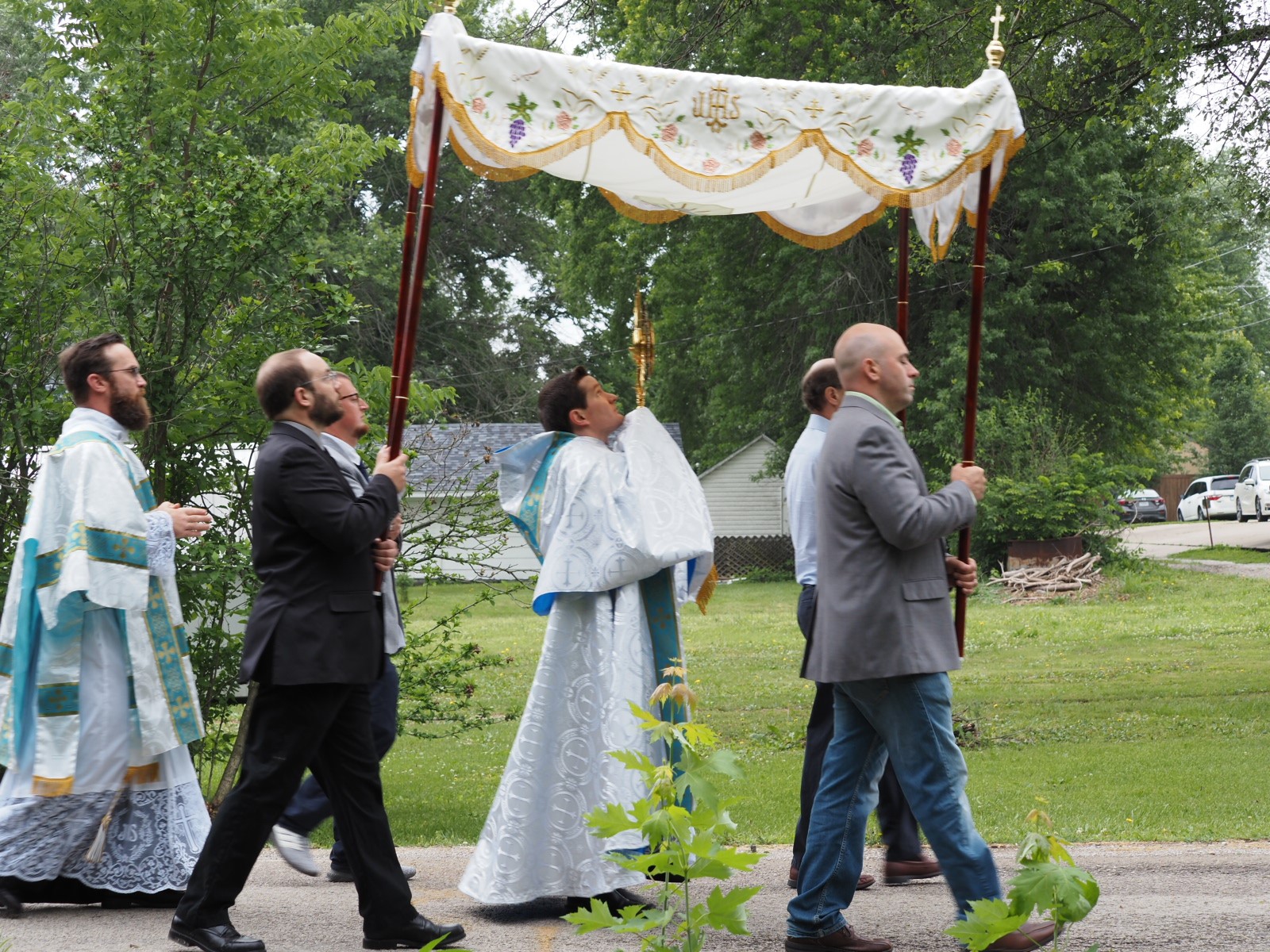 Cover Story | Celebrating Corpus Christi - The Catholic Key